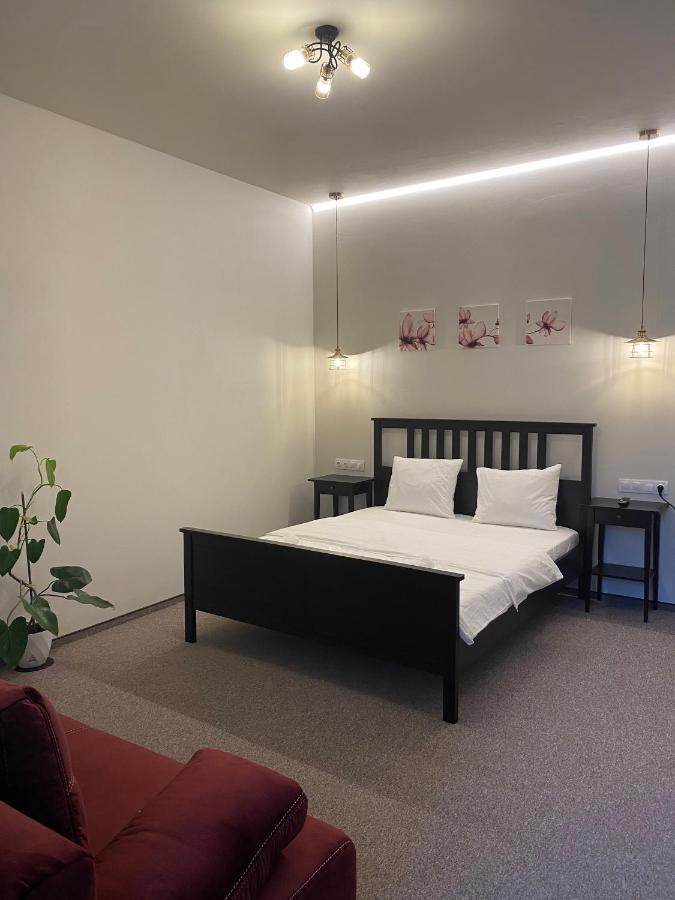 Boutique Rooms With Parking Oradea Zewnętrze zdjęcie