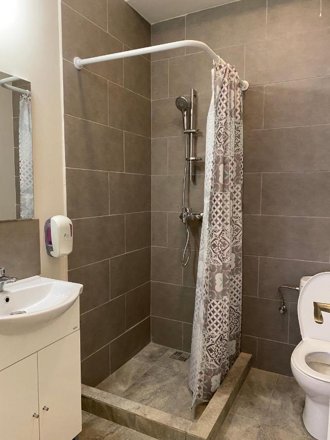 Boutique Rooms With Parking Oradea Zewnętrze zdjęcie